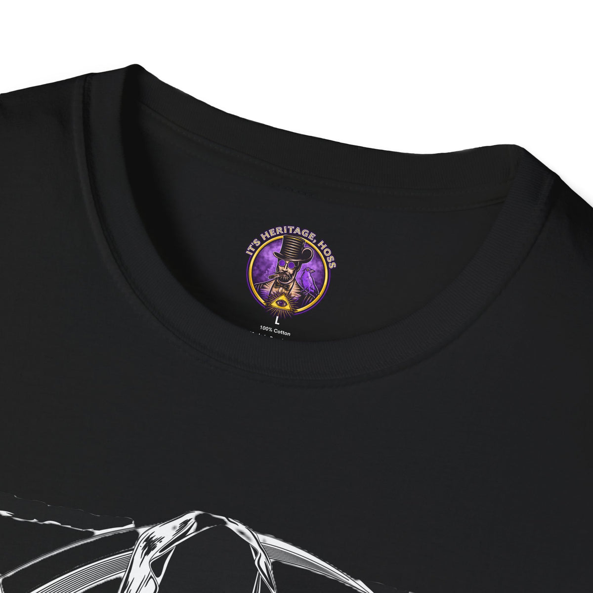 Wolf Head Triangle Graphic T-Shirt